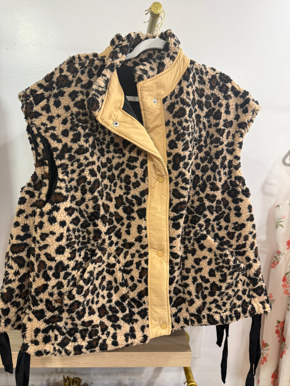 Sherpa cheetah vest