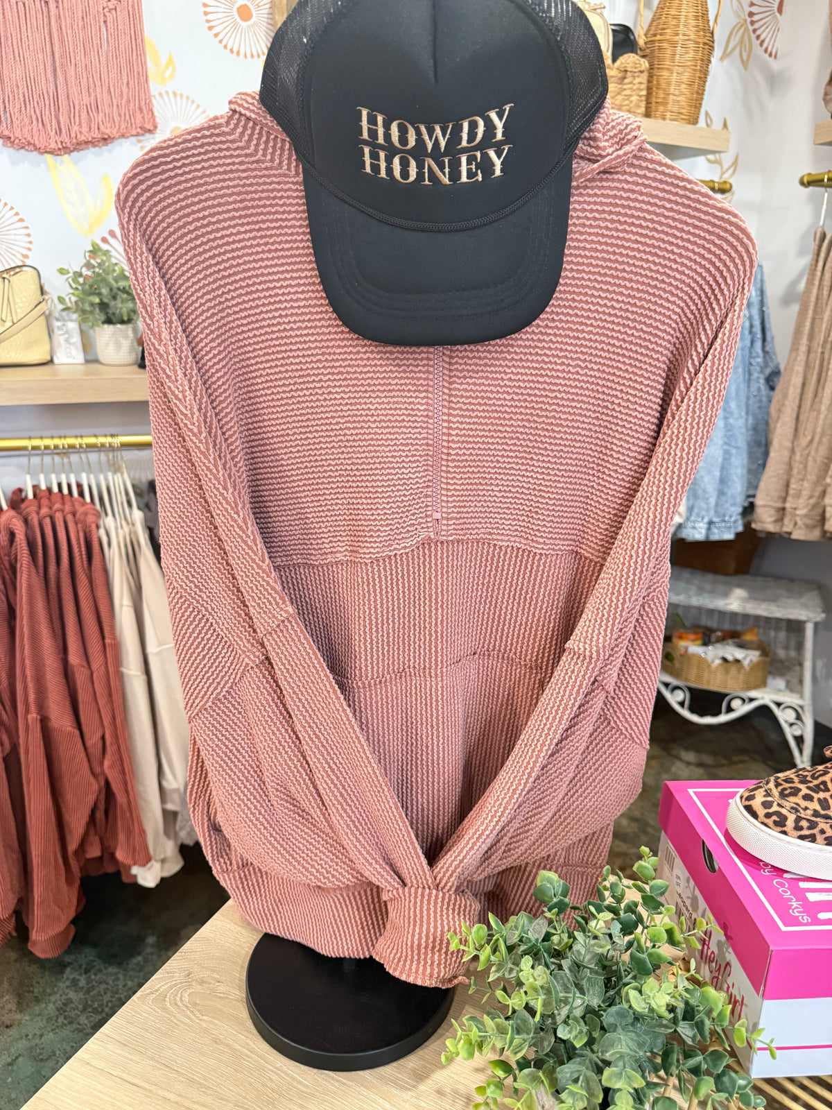 Dusty rose ribbed hoodie