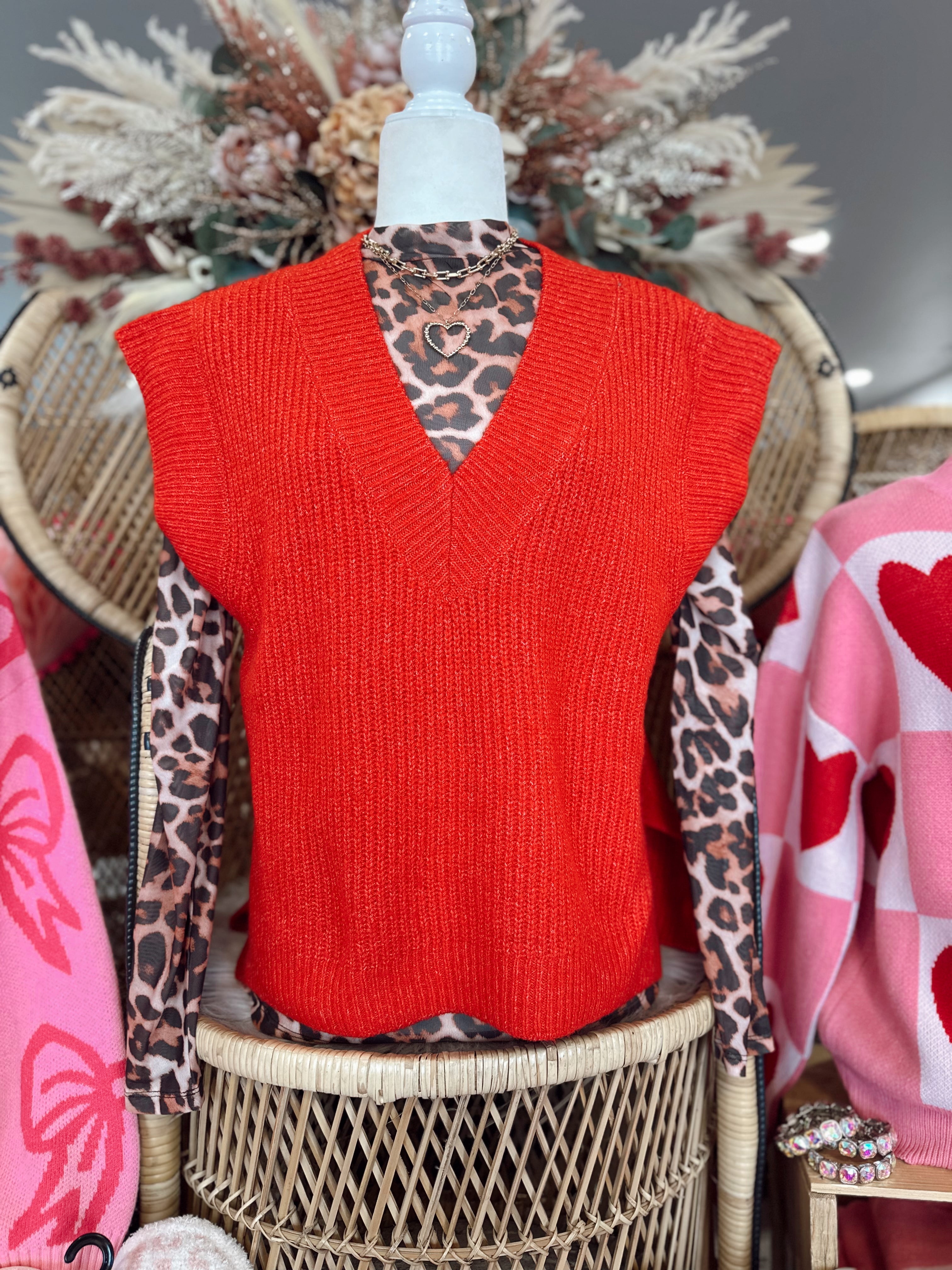 Riley Sweater Vest (Ruby)