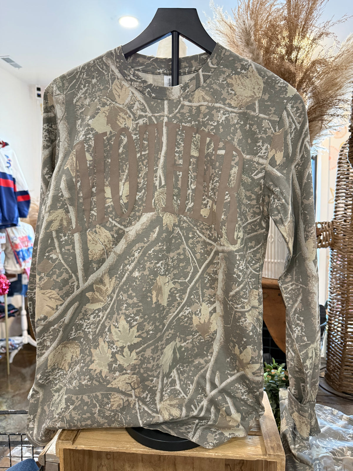 Mother camo puff long sleeve