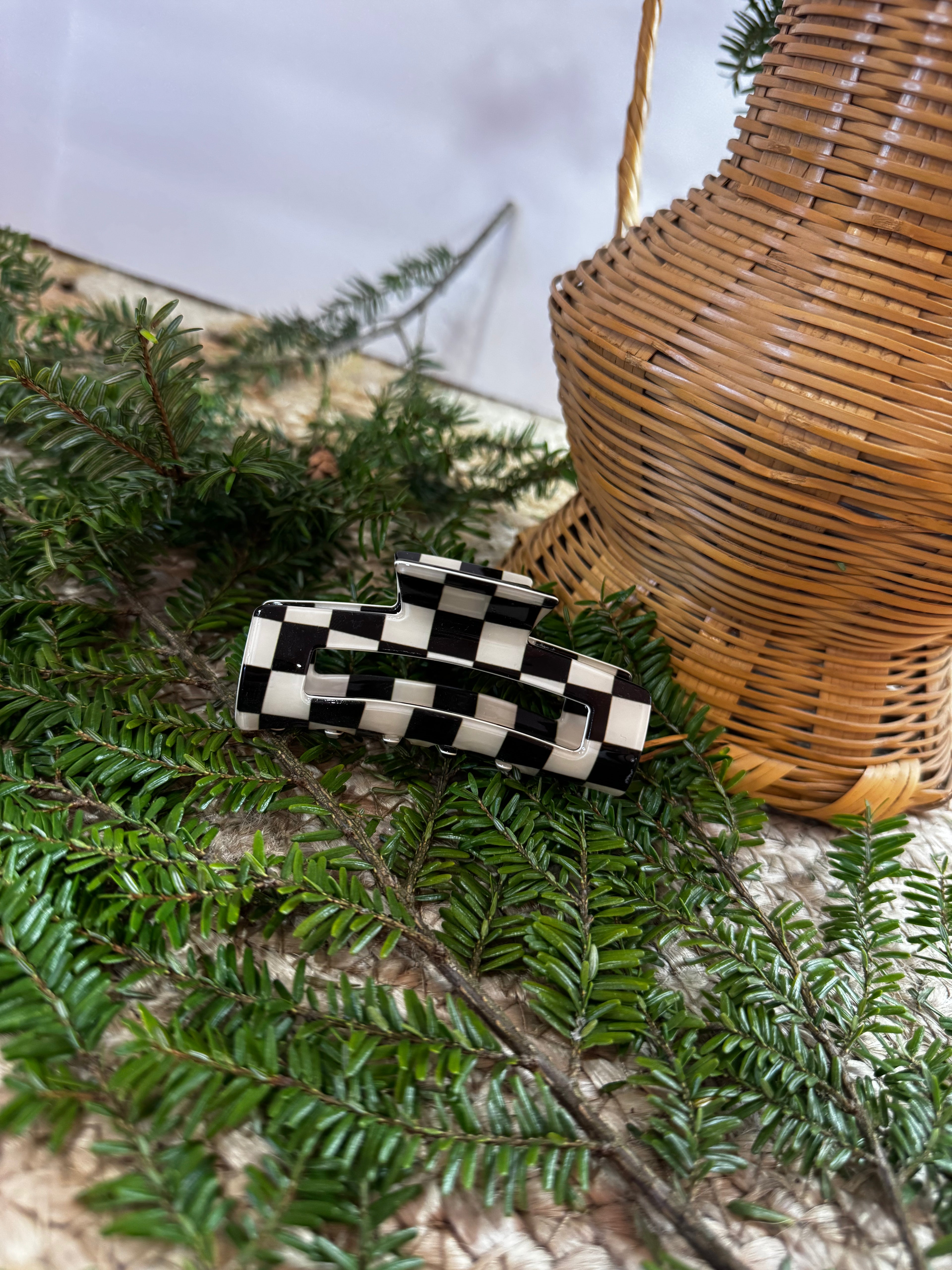 Black & White Checkered Claw Hair Clip (Small)